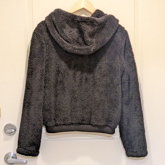 EUC Only M Anna Contact Sherpa Jacket in Black - Picture 3 of 4